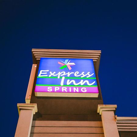 Express Inn - Spring Zewnętrze zdjęcie