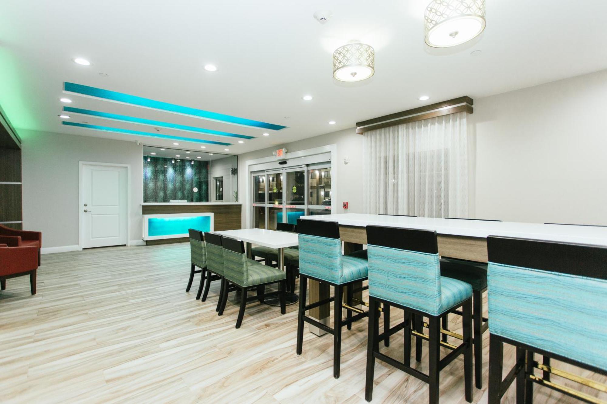 Express Inn - Spring Zewnętrze zdjęcie